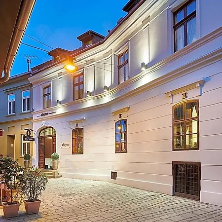 Boutique Chrysso Hotel