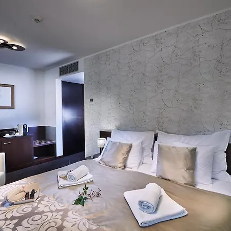 Boutique Chrysso 4* Кошице